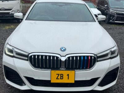 Rent Car in Mauritius – BMW 530e M Sport Plug-in Hybrid