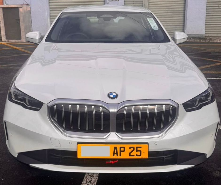 BMW Series 5 available for rent at Liberta Car Rental, Mauritius—enjoy a blend of luxury and performance with this elegant and powerful sedan
