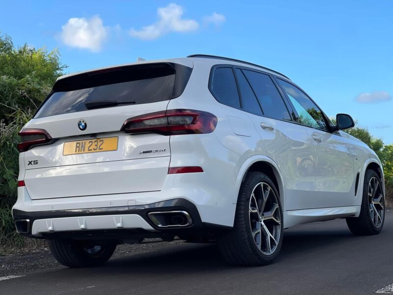 BMW X5 with Chauffeur Service Rental in Mauritius | Liberta Car Rental