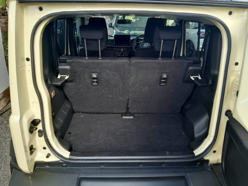 Suzuki Jimny 5 doors Rental in Mauritius - Liberta Car Rental