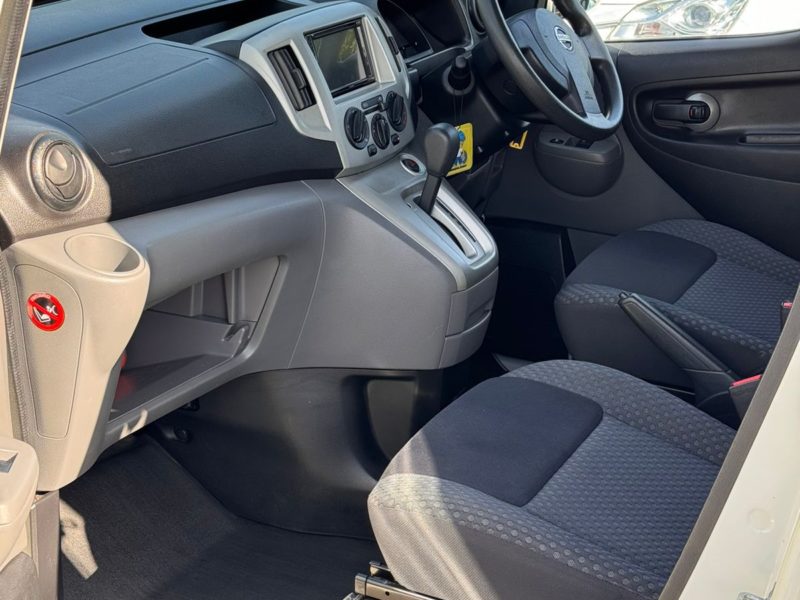 Nissan NV200 7-Seater Rental in Mauritius | Ideal for Family Travel