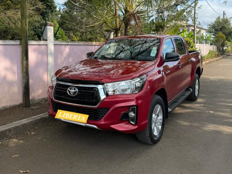 4x4 Rental: Toyota Hilux