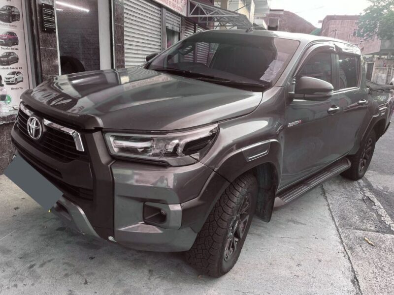 4x4 Rental: Toyota Hilux