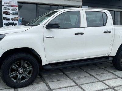 4x4 Rental: Toyota Hilux