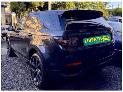 Luxury Cars to Rent in Mauritius | Land Rover Discovery P300