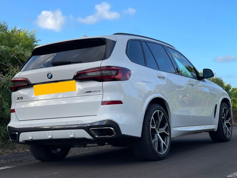 BMW X5 for Rent in Mauritius – The Ultimate Luxury SUV Experience