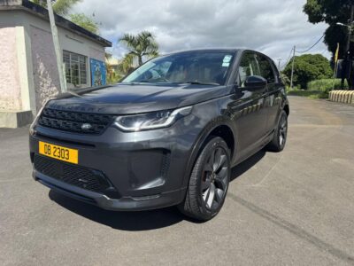 Luxury Cars to Rent in Mauritius | Land Rover Discovery P300