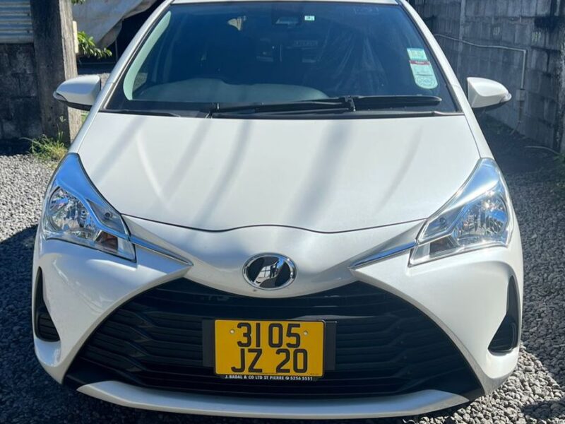 Mauritius car rental services at Just Rs 1,500 (30 EUR)! 🌴