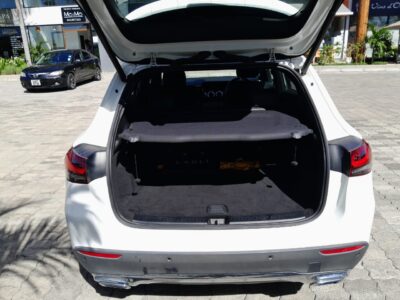 Experience Excellence with the Mercedes GLA180