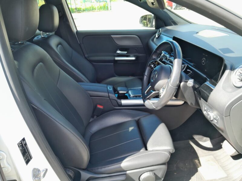 Experience Excellence with the Mercedes GLA180