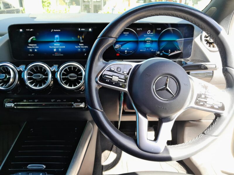 Experience Excellence with the Mercedes GLA180