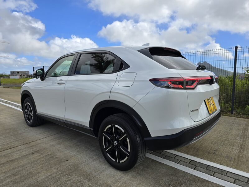 Car Rental in Mauritius with No Deposit β Honda Vezel New Shape 2023