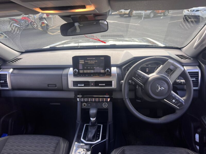 Car Rental Services Mauritius | 2025 Mitsubishi Triton 4×4 Turbo Diesel