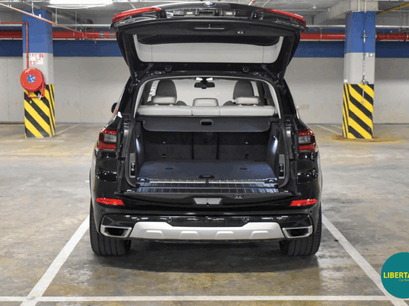 Best Mauritius Airport Car Hire | BMW X5 xDrive45e – Liberta Car Rental