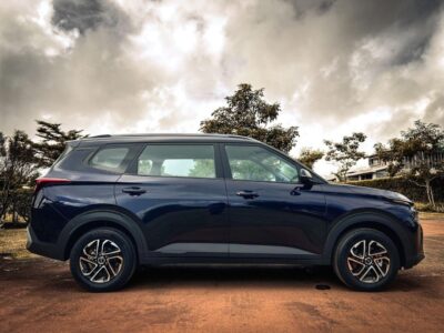 Car for Rental in Mauritius | Kia Carens 7-Seater Family MPV