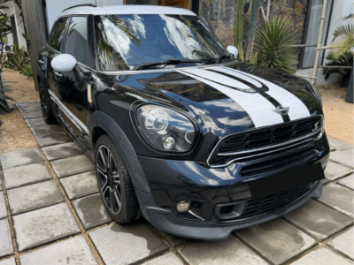 P2P Car Rental Mauritius – MINI Cooper Countryman S (Manual)