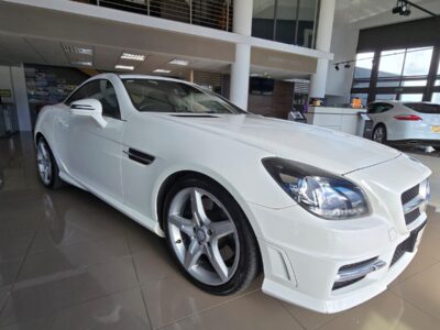 Peer to Peer Car Rental Mauritius – Mercedes‑Benz SLK200 Convertible Roadster