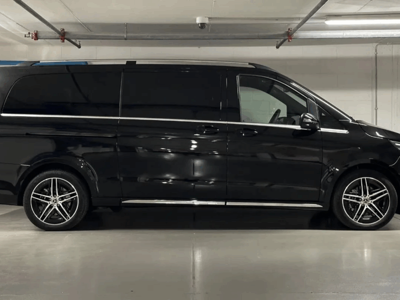 Mercedes V-Class at Mauritius airport for VIP pickup service.