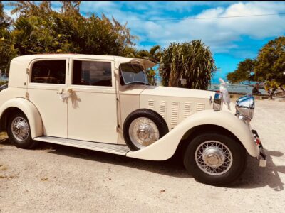 Timeless Romance: 1935 Rolls Royce Rental in Mauritius with Chauffeur