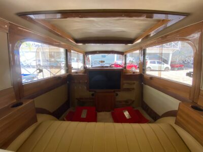 Timeless Romance: 1935 Rolls Royce Rental in Mauritius with Chauffeur