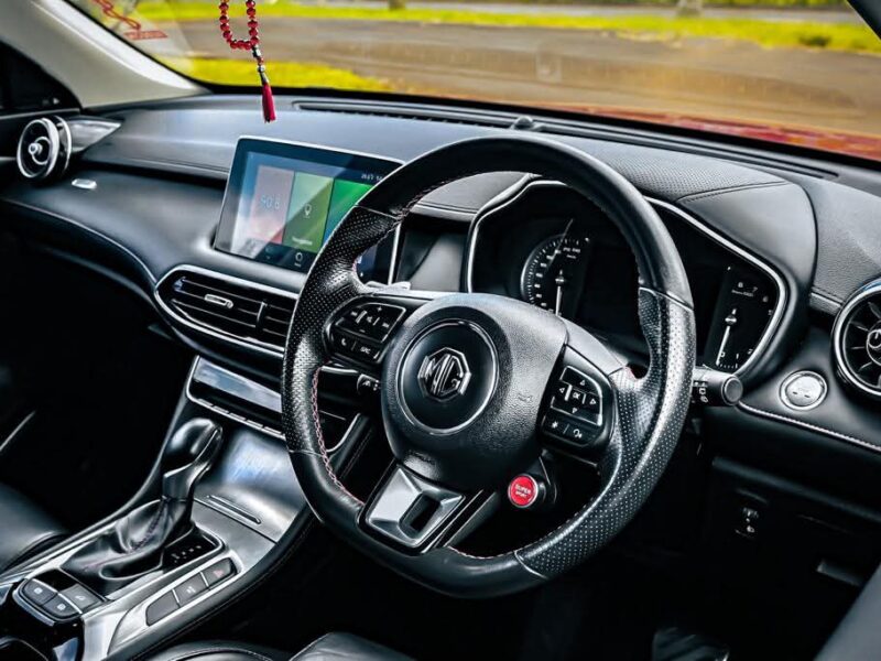 MG HS Trophy Rental Grand Baie | Premium SUV Hire Mauritius