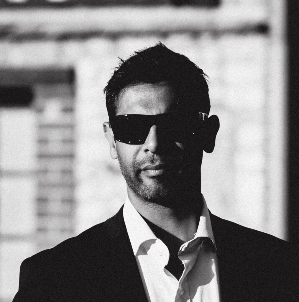 Mohamud Sharez Bulladin standing strong in Mauritius with the Liberta spirit.