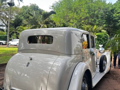 Timeless Romance: 1935 Rolls Royce Rental in Mauritius with Chauffeur