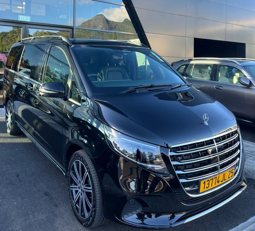 VIP airport transfer Mauritius- 2025 Mercedes-Benz V-Class luxury VIP airport transfer Mauritius.